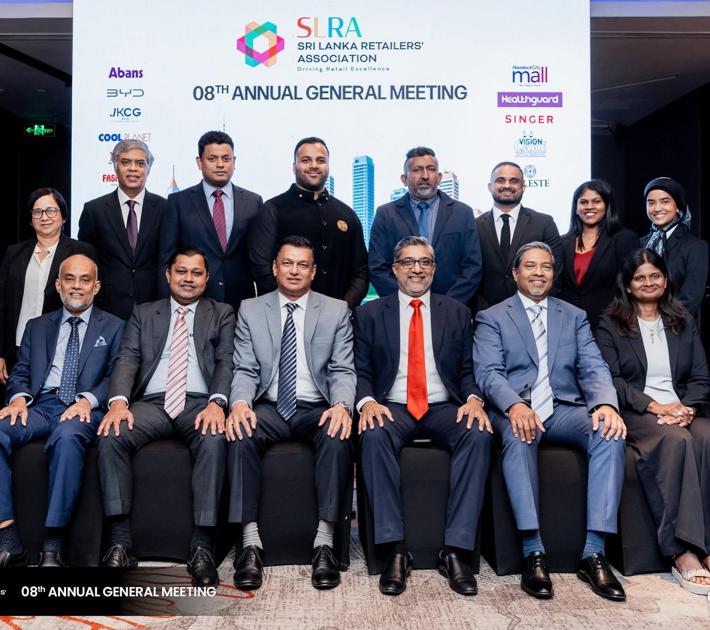 Group photograph at the Sri Lanka Retailers' Association annual meeting